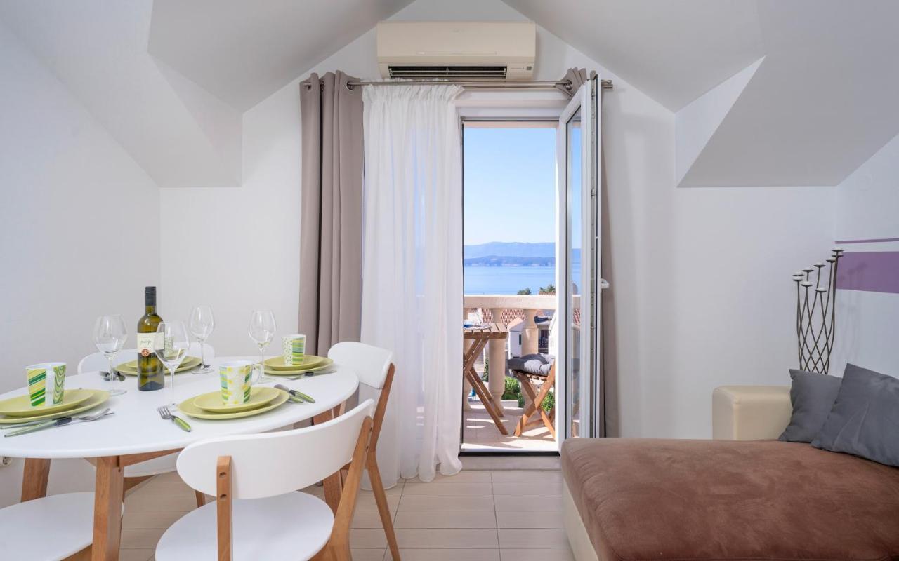בול Hektorovic Poolside Apartments מראה חיצוני תמונה