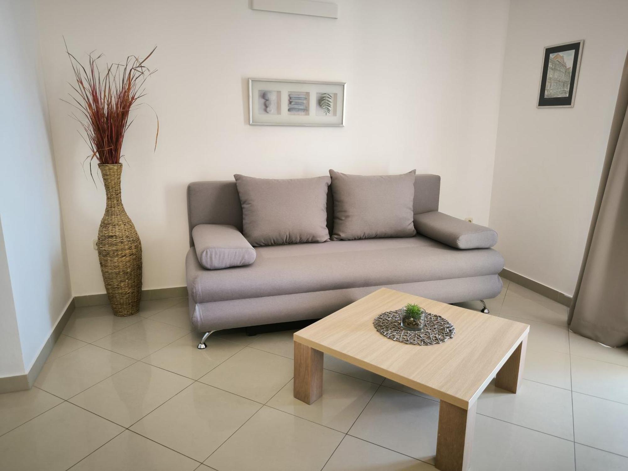 בול Hektorovic Poolside Apartments מראה חיצוני תמונה