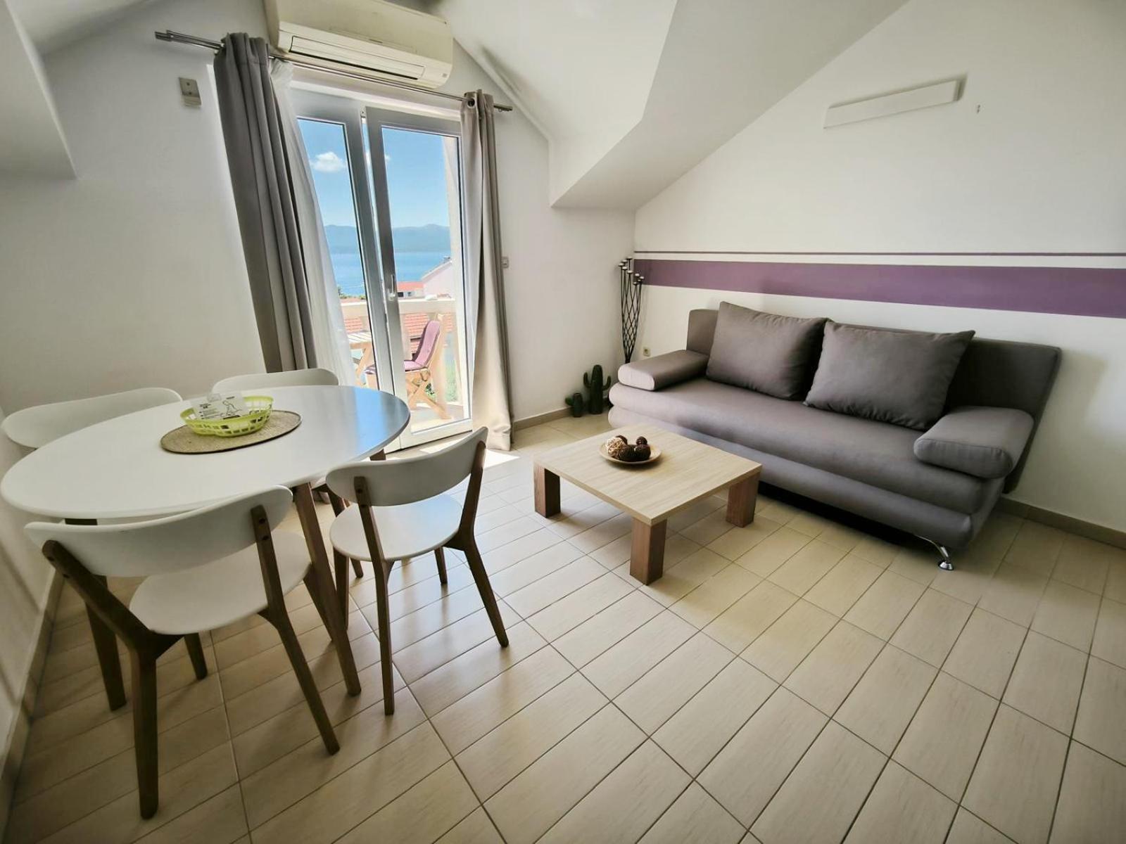 בול Hektorovic Poolside Apartments מראה חיצוני תמונה